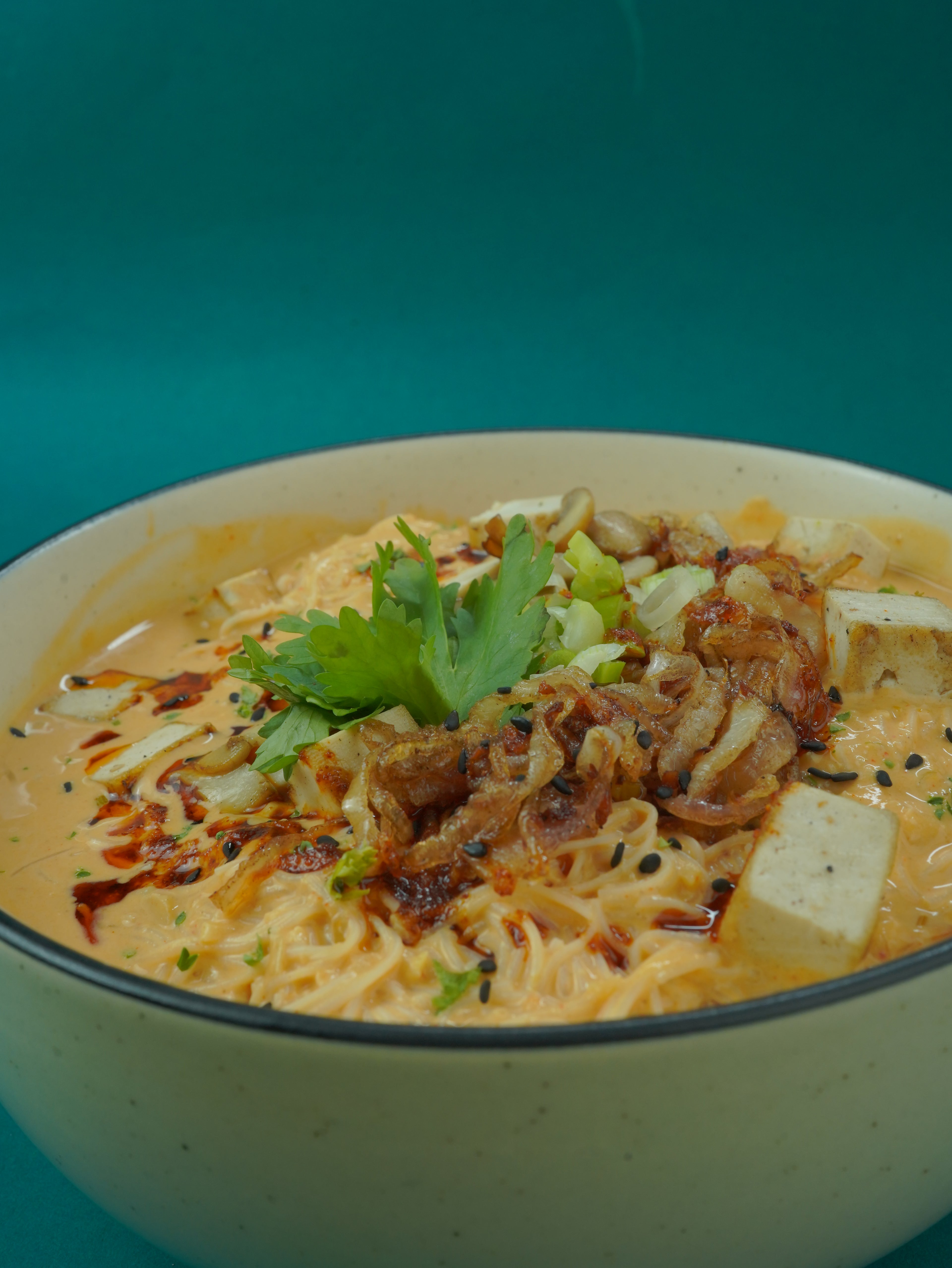 Peanut Chilly Ramen Bowl (Gluten Free)